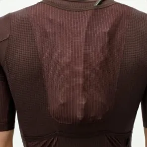 Integrated hydration sleeve on the back of the speedsuit